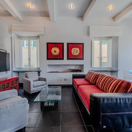 Apartment Casa I 4 Leoni, In The Center Of *